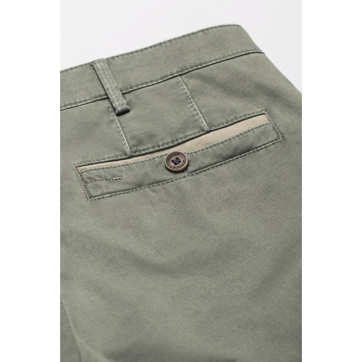 Broek-Diego-Meyer-230211103335