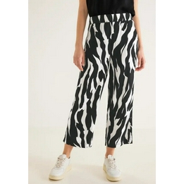 Overview second image: Street one Broek Emee Print