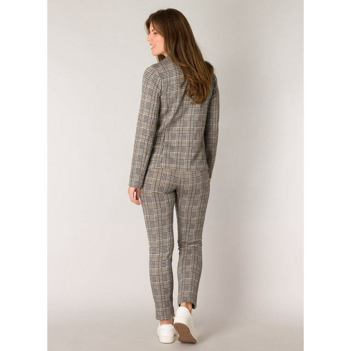 Blazer-Phara-Ivy-Beau-230829212140